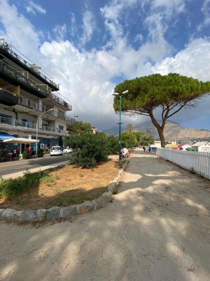 Apartament Mondello Sea House Palermo Zewnętrze zdjęcie